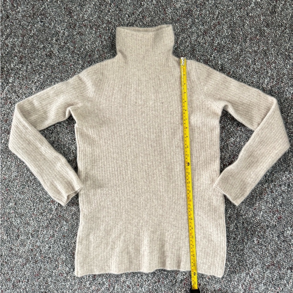 Vince Women's Beige 100% Cashmere Mock Neck Sweater with slit on the left side S